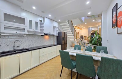 Miete eines Hauses mit 3 Schlafzimmern im Stadtteil Thanh Khe, Da Nang, Vietnam